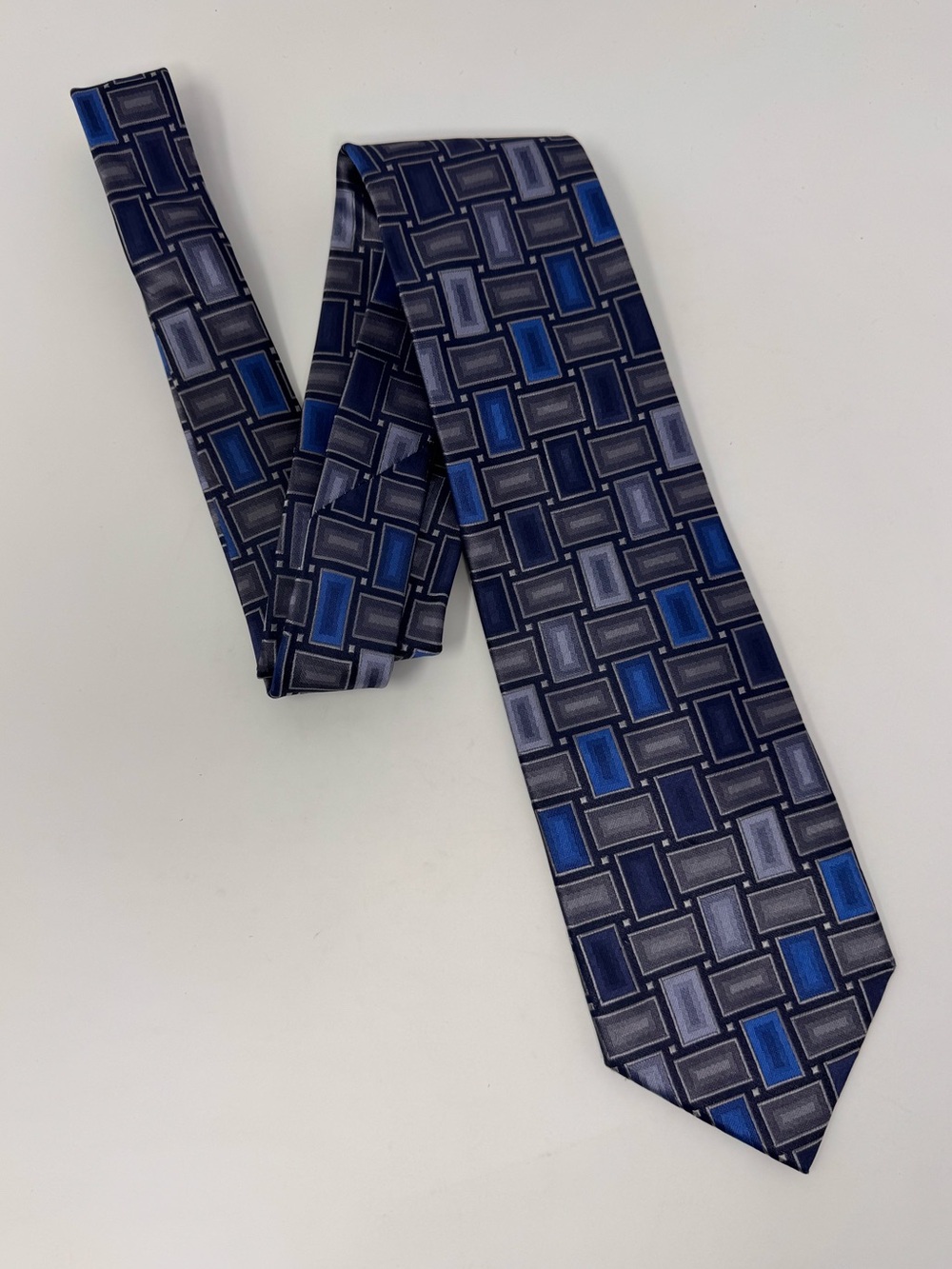 Crazy Horse by Claiborne Silk Neck‎ Tie Geometric business work office classic